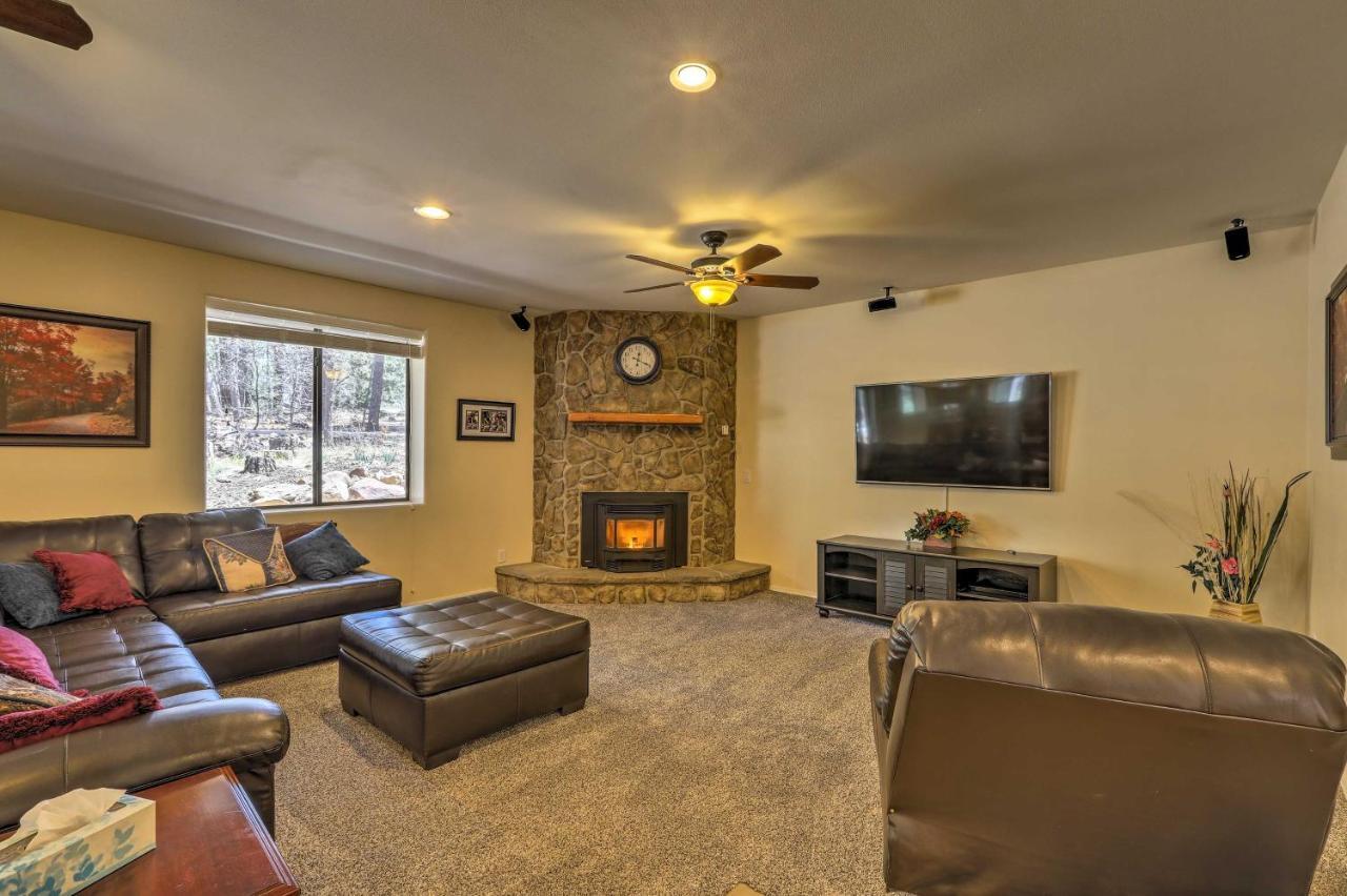 Spacious Pinetop-Lakeside Home With Hot Tub And Grill! מראה חיצוני תמונה