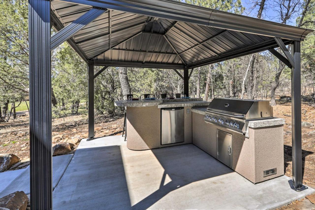 Spacious Pinetop-Lakeside Home With Hot Tub And Grill! מראה חיצוני תמונה