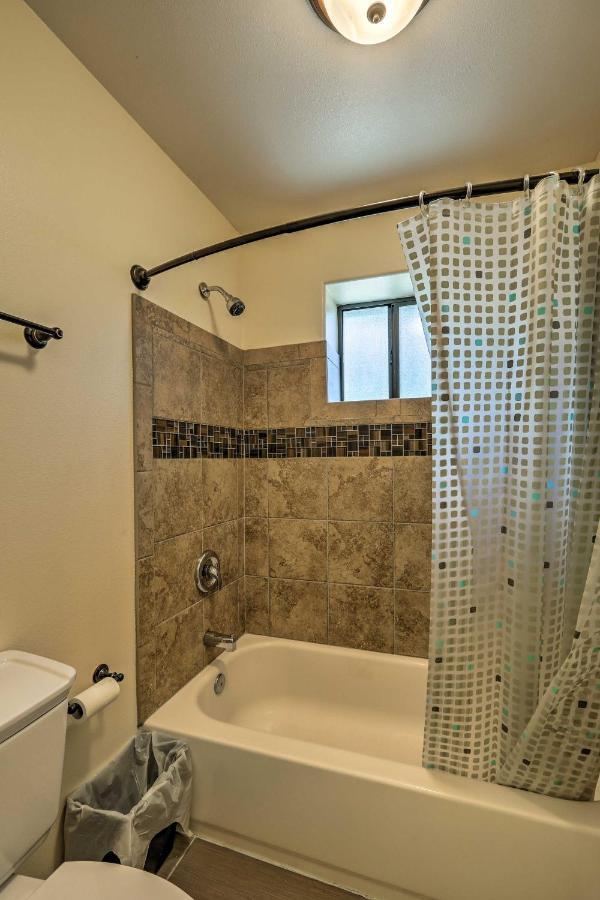 Spacious Pinetop-Lakeside Home With Hot Tub And Grill! מראה חיצוני תמונה