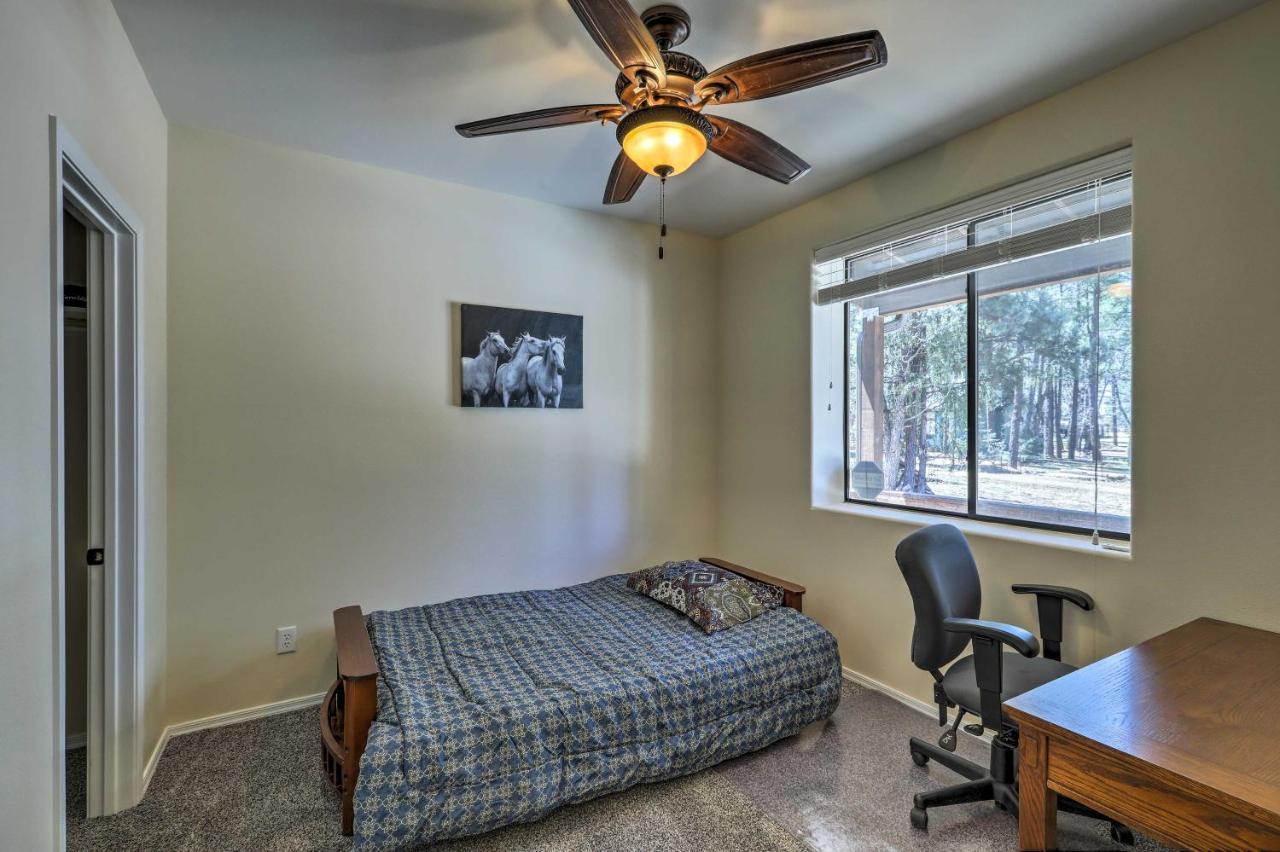 Spacious Pinetop-Lakeside Home With Hot Tub And Grill! מראה חיצוני תמונה